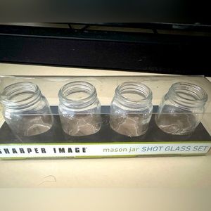 NWT NIB Vintage Sharper Image Mason Jar Shot Glasses 4 Pack set "Cheers" On each